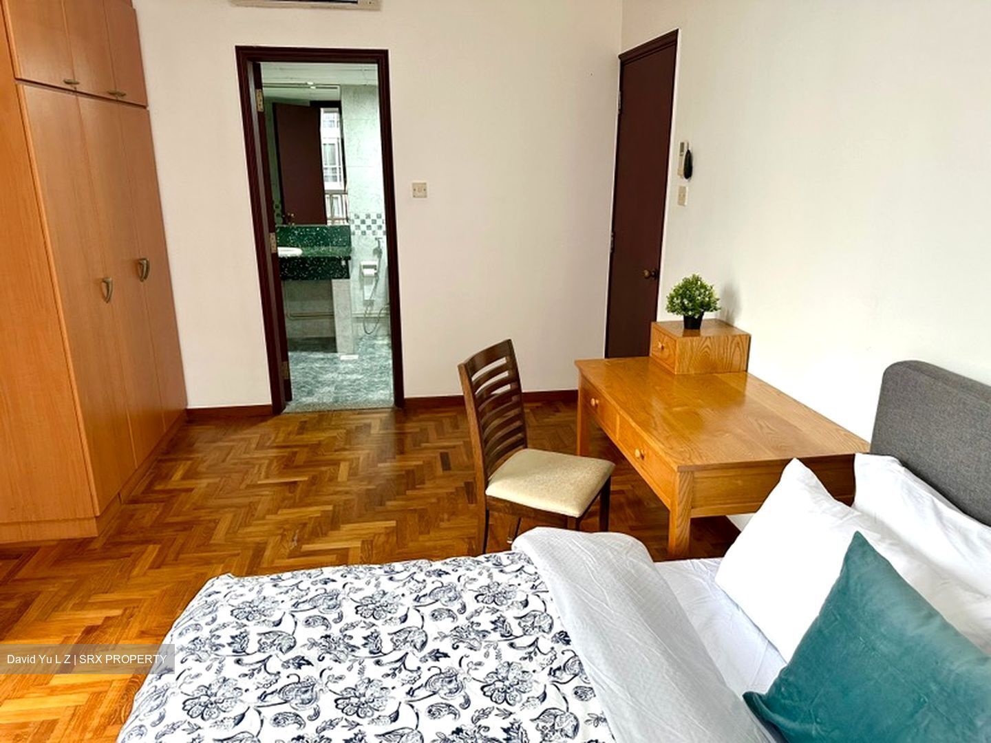 UE Square (D9), Apartment #612717271